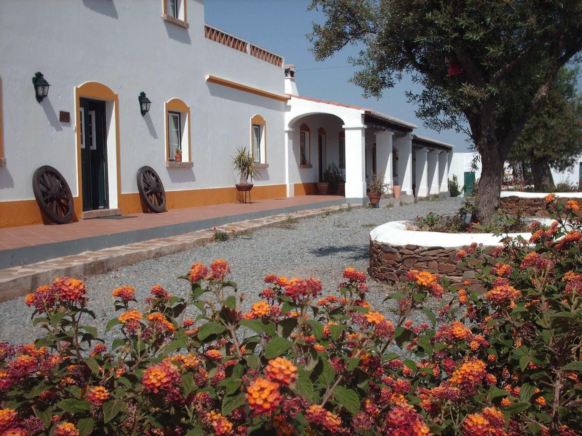 Agro-Turismo Monte Da Galega Hotel Sao Domingos Mine Exterior photo